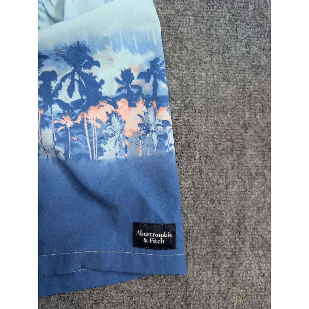 Abercrombie & Fitch Tie Dye Blue Swim Trunks Shorts Mens Size S Beachwear Pool